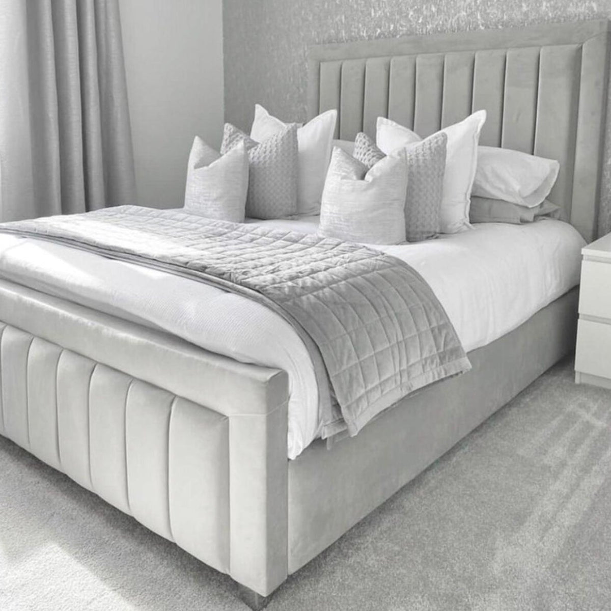 The Luxury Lovella Bed